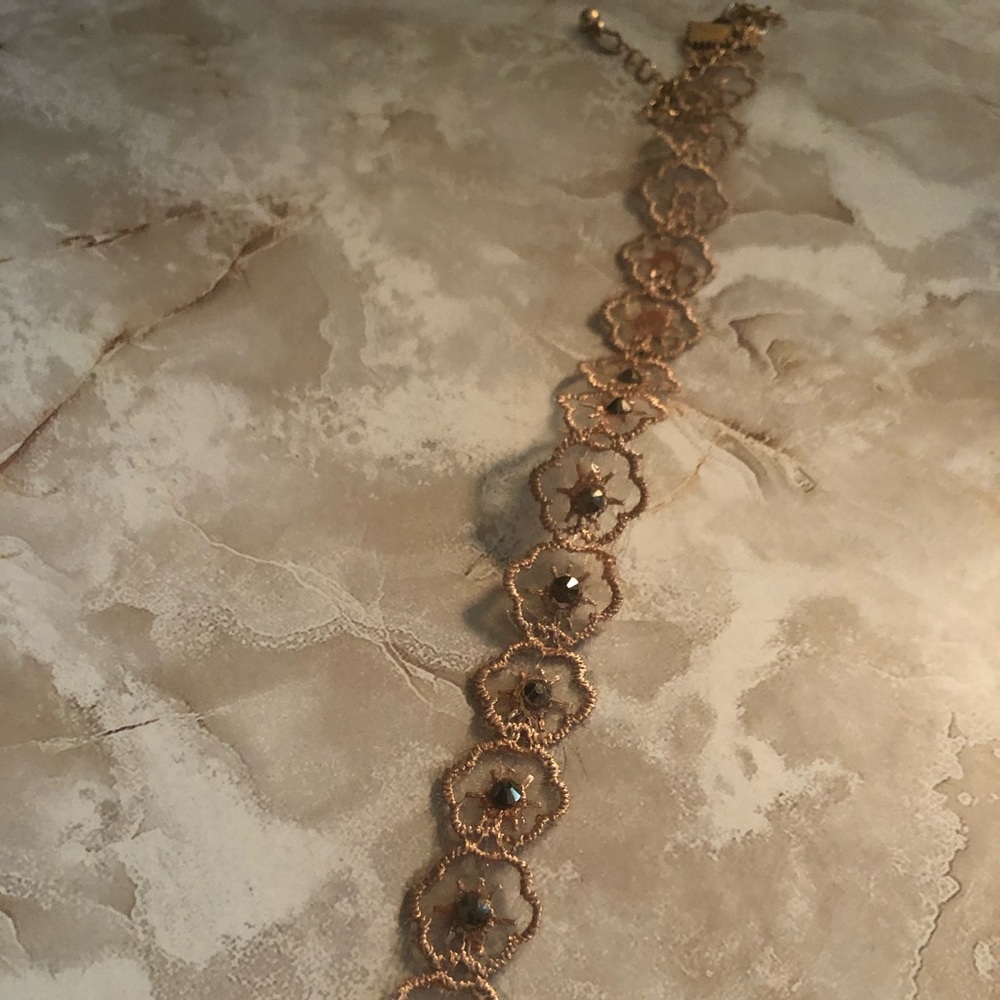 Medieval gold choker